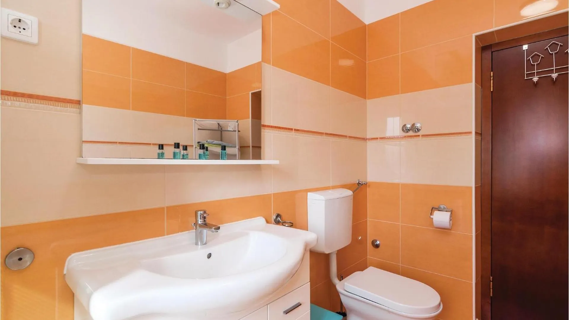 Nice Home In Zadar With Wifi
