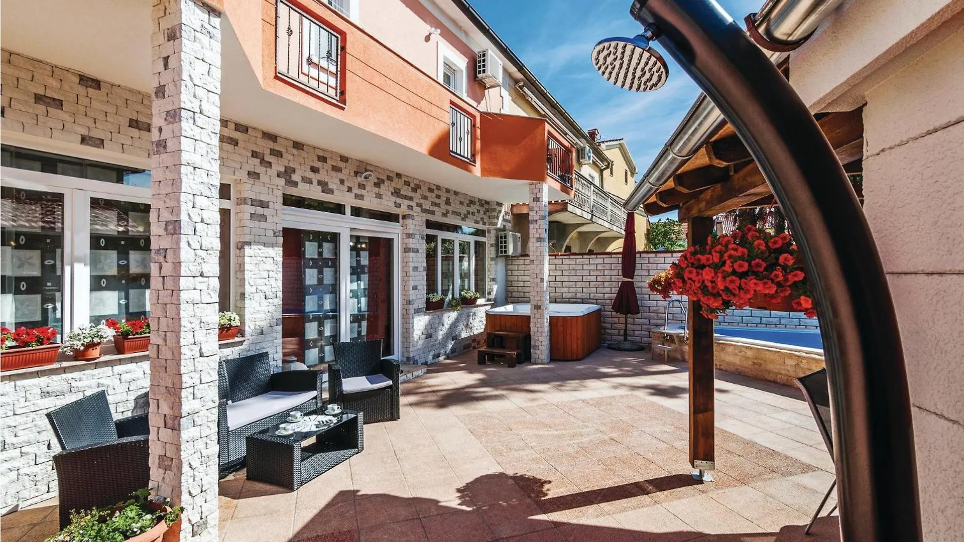 Nice Home In Zadar With Wifi