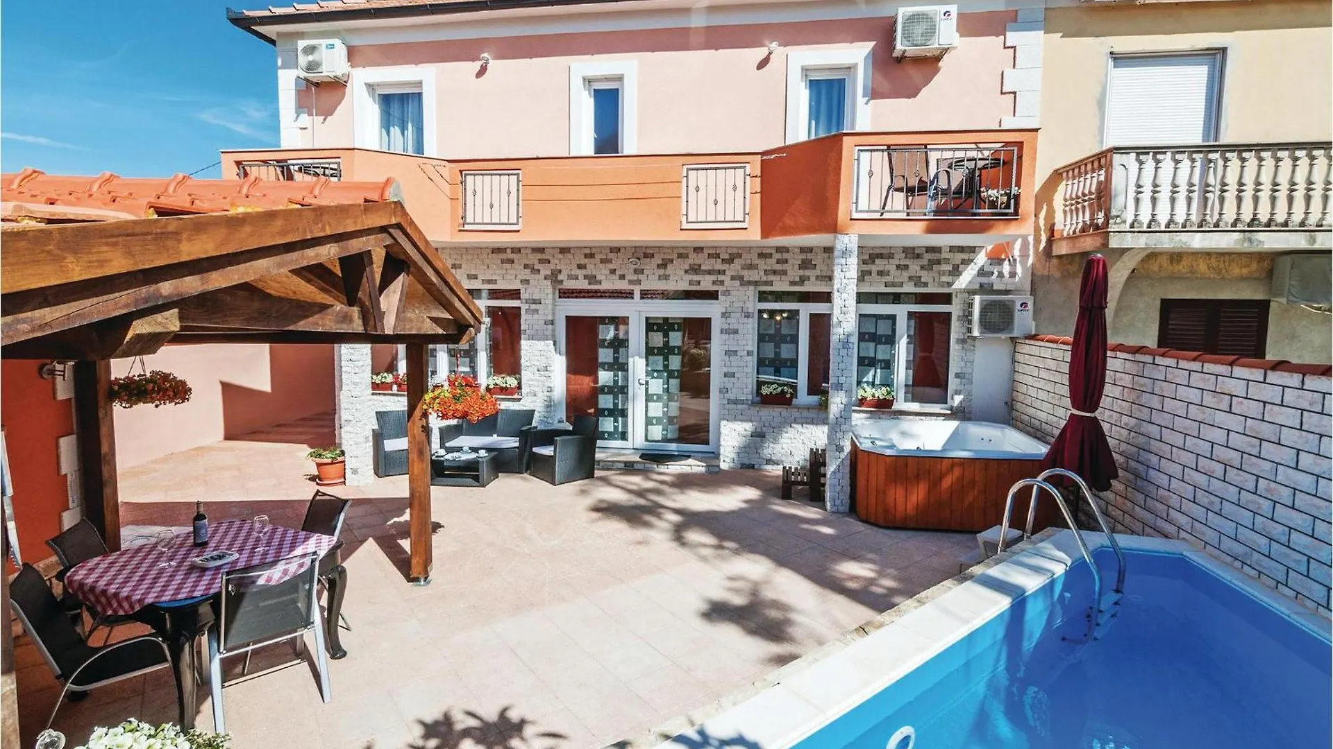 Nice Home In Zadar With Wifi